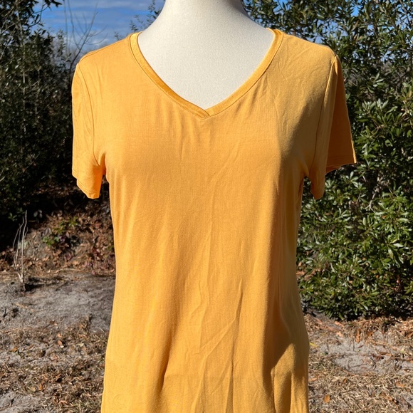 H By Halston  EssentialsSize S - Picture 1 of 12